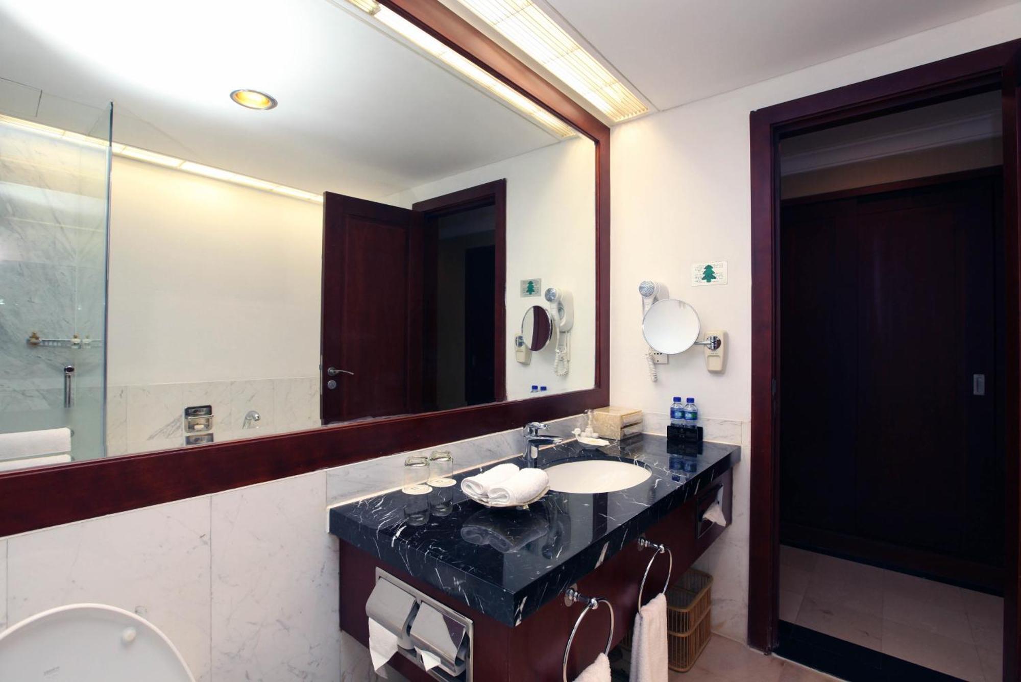 Beijing Hotel Exterior photo
