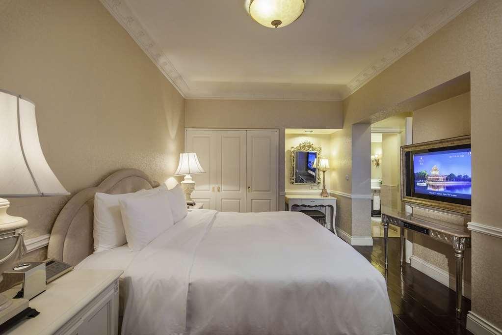 Beijing Hotel Room photo